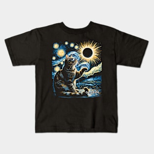 Solar Eclipse Tabby Dream: Chic Tee Capturing Tabby Cats and Solar Phenomenon Kids T-Shirt